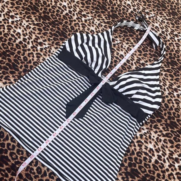 black and white striped halter top - Picture 5 of 7